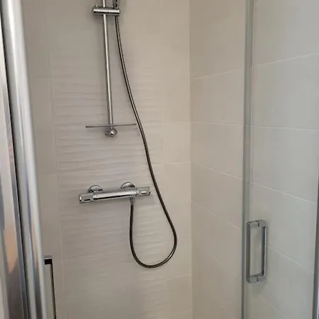 Longere En Pierre Avec Piscine Chauffee