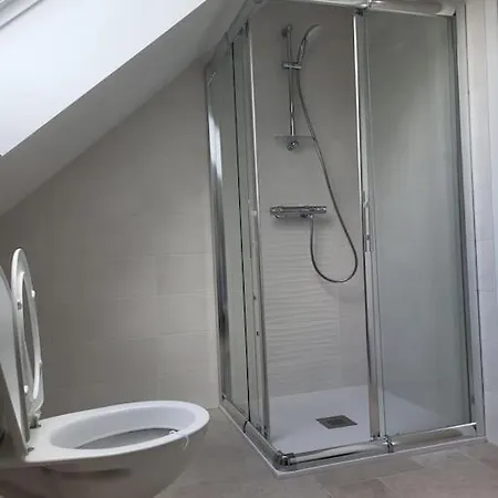 Longere En Pierre Avec Piscine Chauffee * Prinquiau