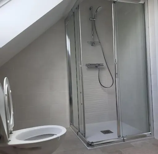 Longere En Pierre Avec Piscine Chauffee * Prinquiau